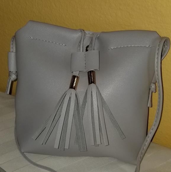 Tassel Detail 🎄Crossbody - Picture 2 of 4